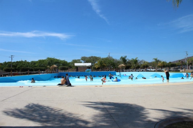  Wave pool 
